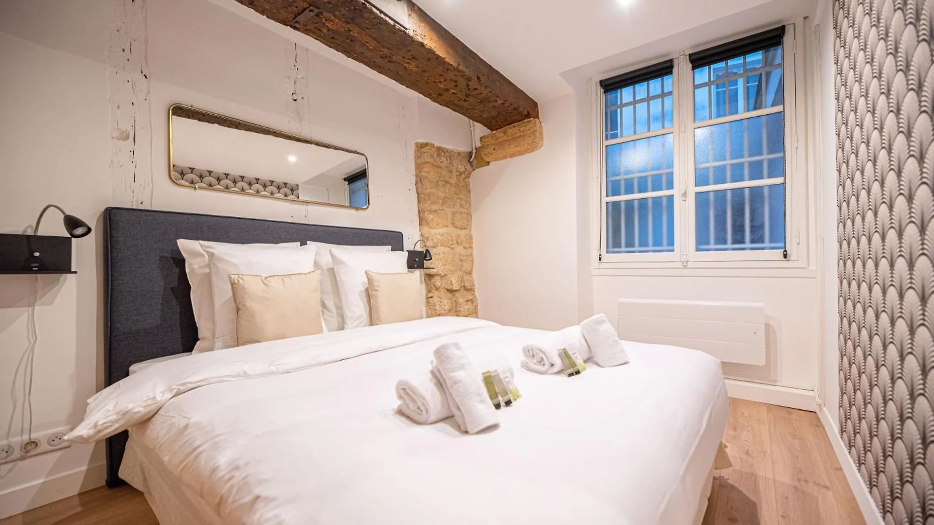 Beautiful Apartment In Saint Germain Παρίσι